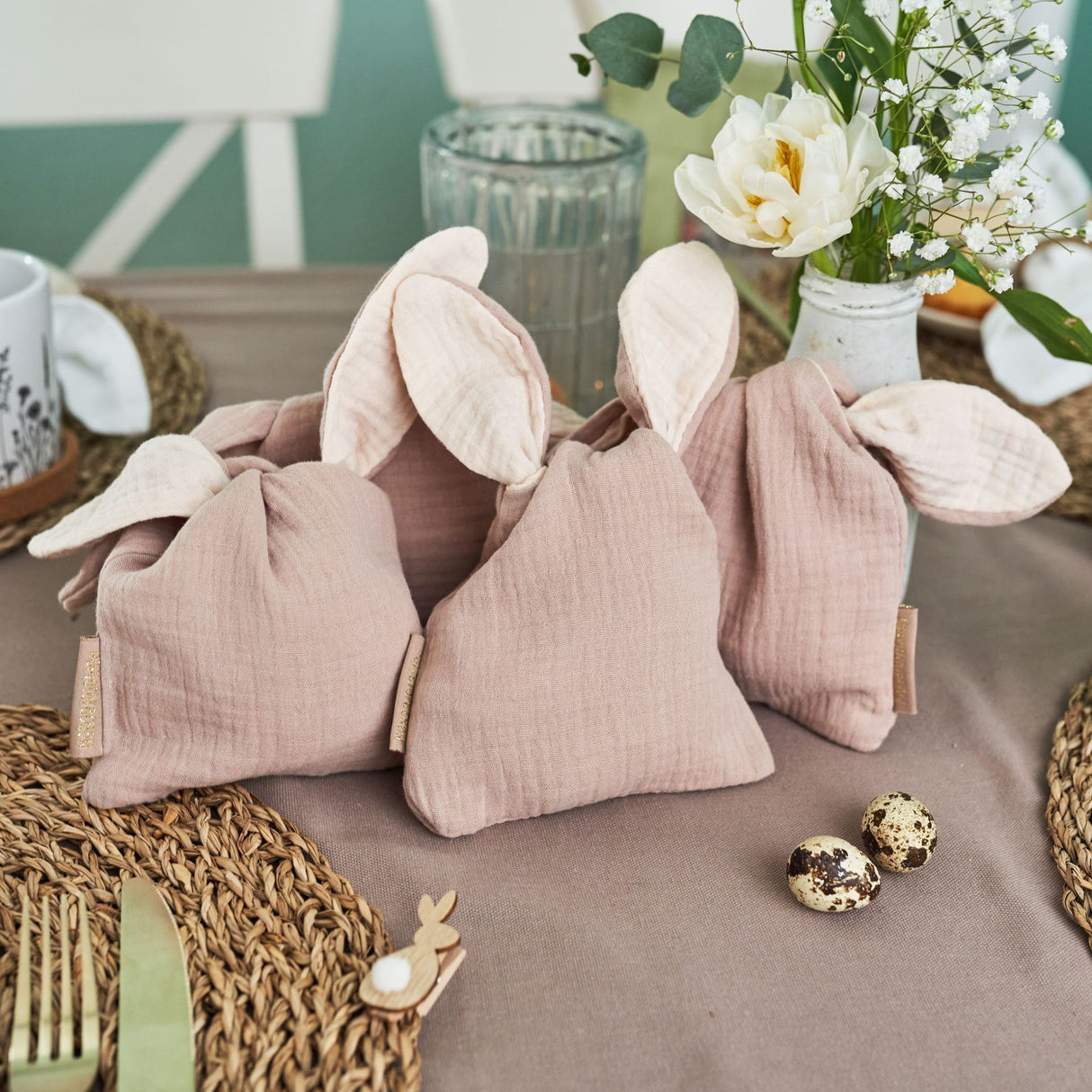 Osternest Hasetasche aus Musselin Beige