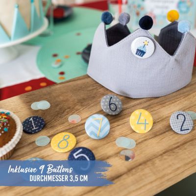 Geburtstagskrone Musselin mit Zahlen Button Blaugrau