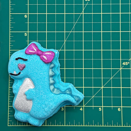 Badekugel Mini handgemacht Dino mit Schleife