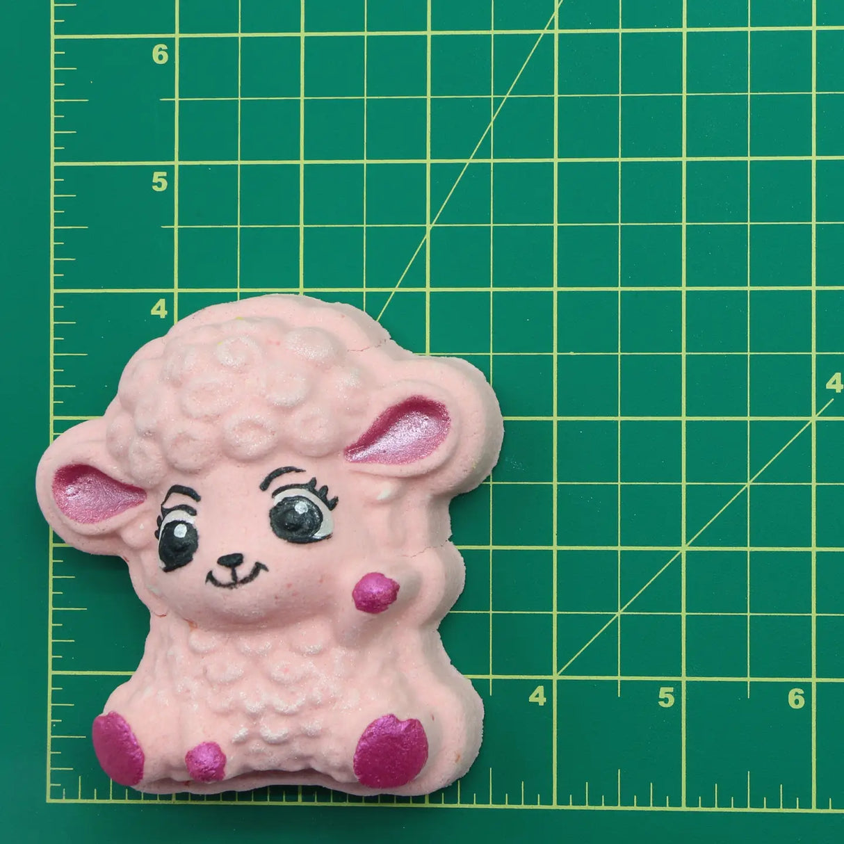 Badekugel handgemacht Schaf rosa