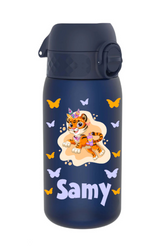 trinkflasche kinder, trinkflasche kinder personalisiert, trinkflasche kinder mit name, trinkflasche kinder auslaufsicher, trinkflasche kinder leicht, trinkflasche kinder dunkelblau,trinkflasche kinder bedruckt, trinkflasche kinder beschriftet, trinkflasche, trinkflasche mädchen,trinkflasche personalisiert, trinkflasche kaufen, trinkflasche kinder unterwegs, trinkflasche kinder kindergarten, trinkflasche kinder ohne strohhalm, trinkflasche kinder ab 3 Jahren,trinkflasche kinder kaufen,trinkflasche löwe