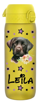 trinkflasche, sport trinkflasche, wasserflasche, trinkflasche personalisiert, sport trinkflasche personalisiert, wasserflasche personalisiert, trinkflasche auslaufsicher, trinkflasche mit name, trinfklasche kohlensäure, trinkflasche kaufen, trinkflasche personalisiert kinder, sport trinkflasche kinder kaufen, trinkflasche schule, trinkflasche bedruckt, trinkflasche beschriftet, trinkflasche gelb, trinkflasche erwachsene, trinkflasche erwachsene personalisiert, mit motiv, hund, trinkflasche schweiz