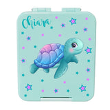 znünibox schildkröte, znünibox mint schildkröte, lunchbox schildkröte, lunchbox mint schildkröte, brotdose schildkröte, brotdose personalisiert, znünibox mädchen, znünibox mädchen personalisiert, lunchbox mädchen, lunchbox personalisiert schweiz, znünibox kinder peraonslisiert schweiz, znünibox mit name, znünibox unterteilt, znünibox günstig